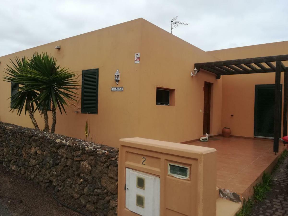 Villa Palmarsu La Oliva Exterior photo
